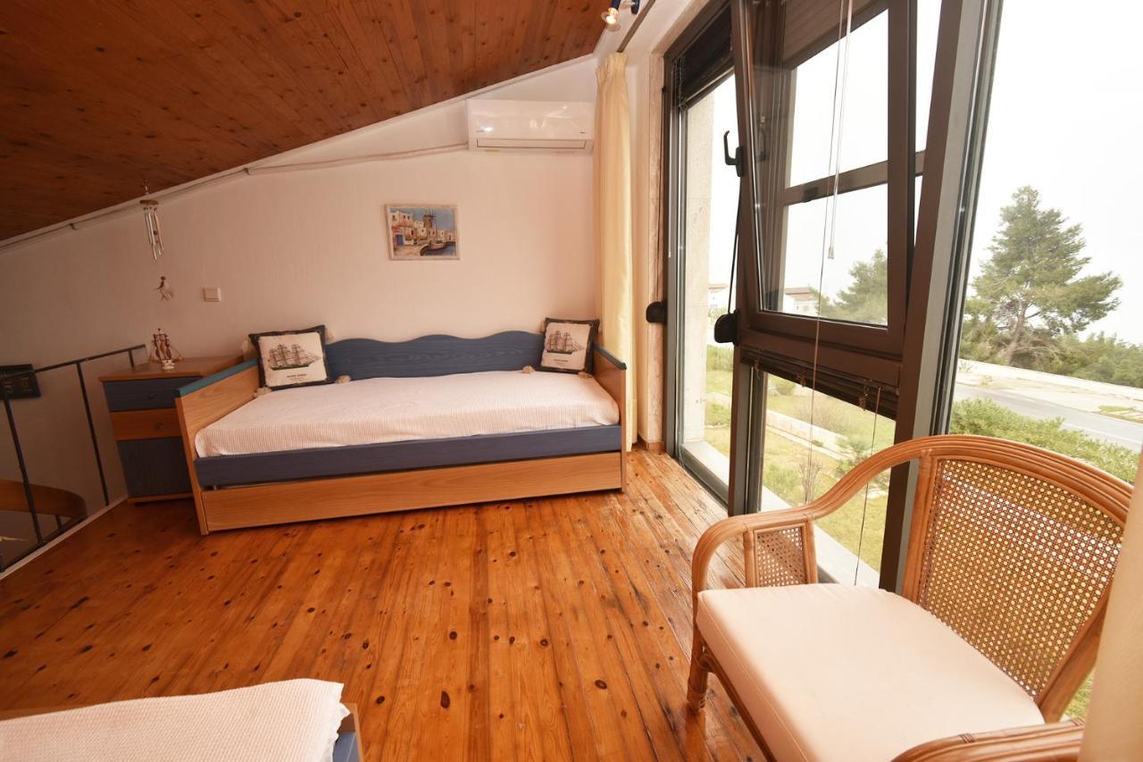 Olia Sea View Shared Pool Villa, Néa Fókaia 外观 照片