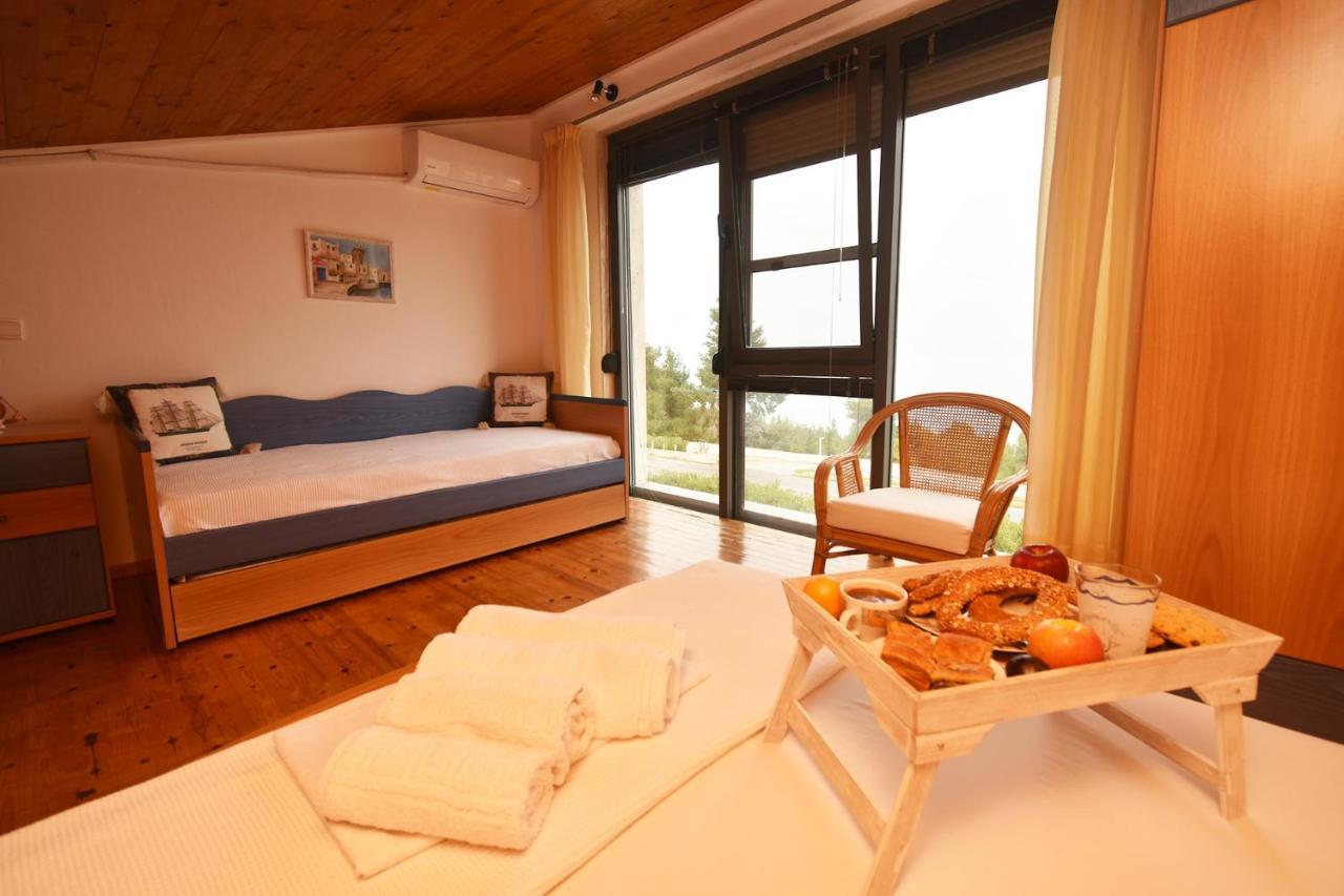 Olia Sea View Shared Pool Villa, Néa Fókaia 外观 照片