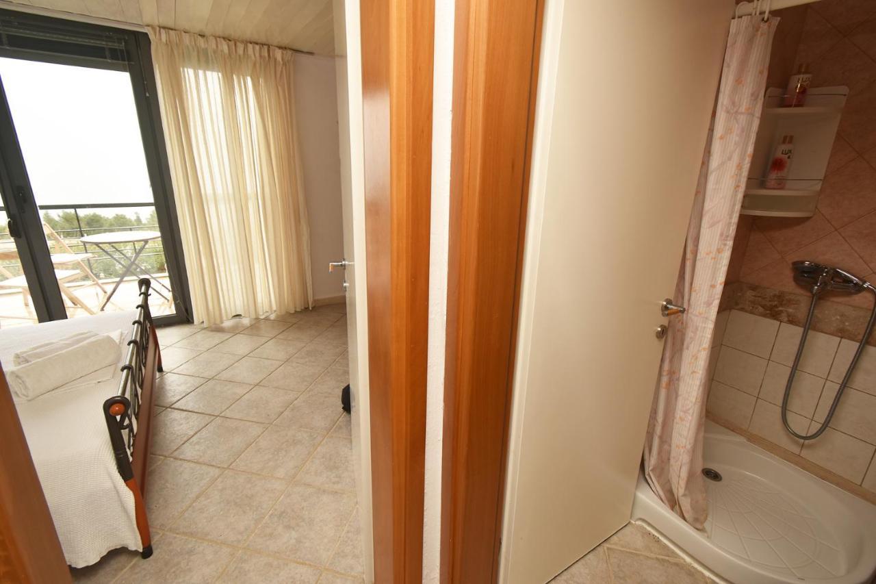 Olia Sea View Shared Pool Villa, Néa Fókaia 外观 照片